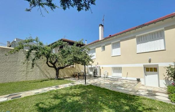 Maison à 4 minutes du métro sans travaux !