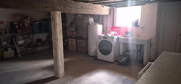 Maison de village rénovée avec piscine et plus d'un hectare de terrain