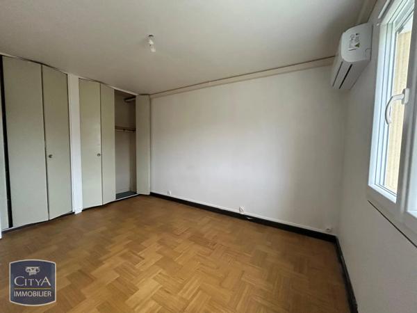 Appartement à louer 3 pièces 67.95m² Bourges (18000)