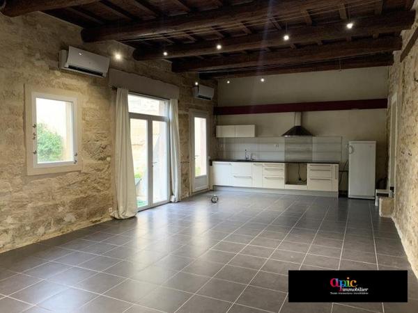 Mas T5 de 130 m² avec 140 m² de jardin + garage