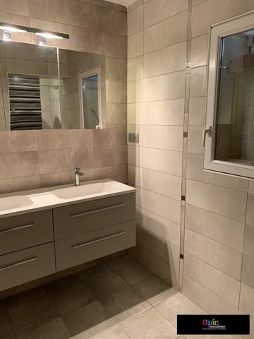 Mas T5 de 130 m² avec 140 m² de jardin + garage
