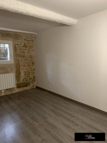 Mas T5 de 130 m² avec 140 m² de jardin + garage
