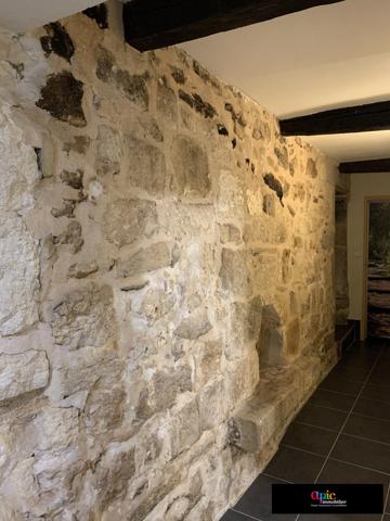Mas T5 de 130 m² avec 140 m² de jardin + garage