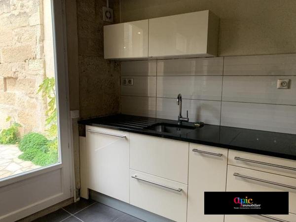 Mas T5 de 130 m² avec 140 m² de jardin + garage
