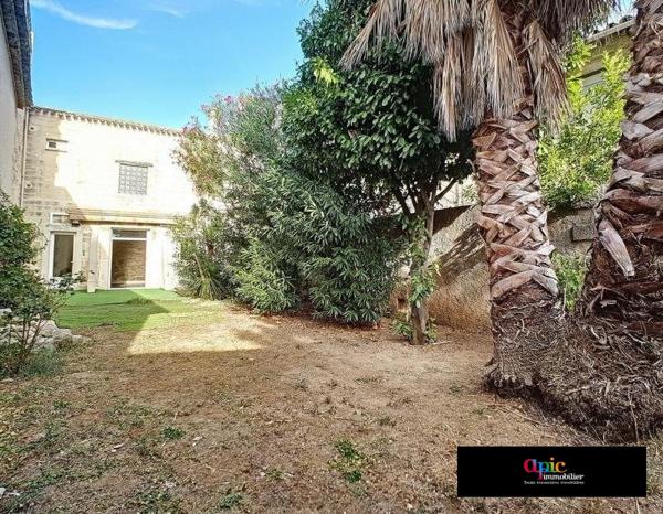 Mas T5 de 130 m² avec 140 m² de jardin + garage