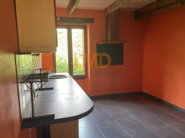 Maison de village à Boisse-Penchot, 60 m², 2 chambres