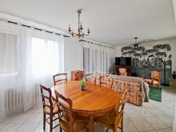 Maison à vendre 5 pièces et 1000 m2 terrain