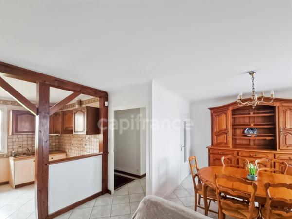 Maison à vendre 5 pièces et 1000 m2 terrain