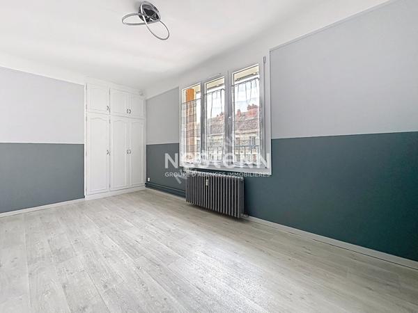 Appartement 3 pièces en excellent état à vendre à Saint Fargeau Ponthierry, centre