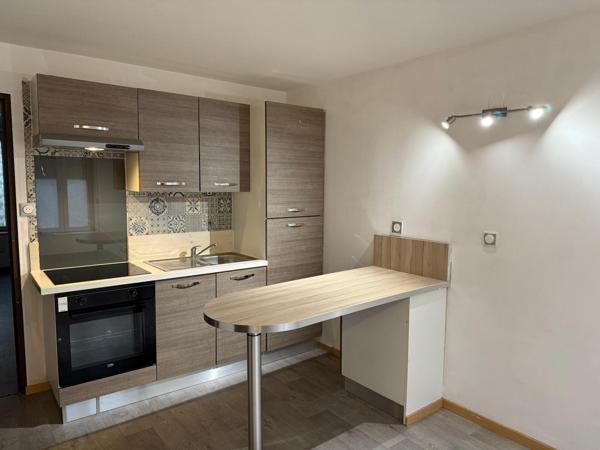 Appartement F2 en plein centre ville