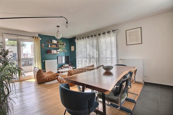 Appartement Saint Ouen Sur Seine 4 pièce(s) 86.43 m2 avec extérieur et parking