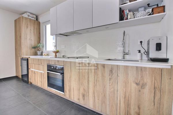 Appartement Saint Ouen Sur Seine 4 pièce(s) 86.43 m2 avec extérieur et parking