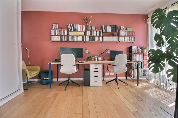Appartement Saint Ouen Sur Seine 4 pièce(s) 86.43 m2 avec extérieur et parking
