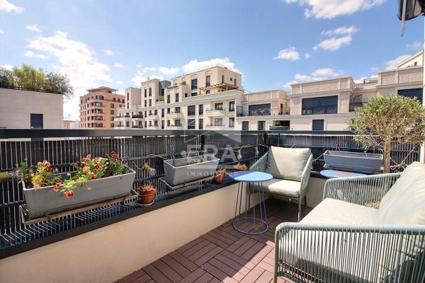 Appartement Saint Ouen Sur Seine 4 pièce(s) 86.43 m2 avec extérieur et parking