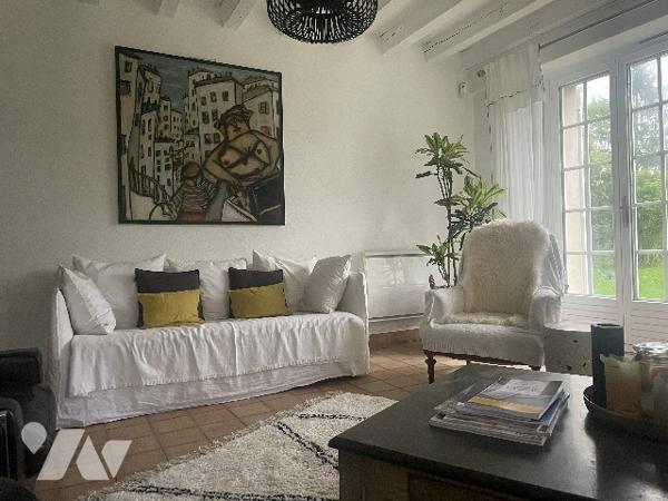 Proche Dreux - Charmante maison rénovée 271m² avec jardin 2.000m², 5 chambres 3 sdb