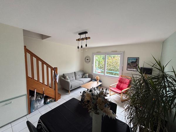 Appartement 2 pièces – 44 m² environ à Vern-sur-Seiche (ref : G175170)