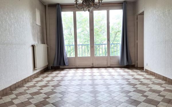 Appartement à vendre    3 pièces • 58,63 m2 Vénissieux