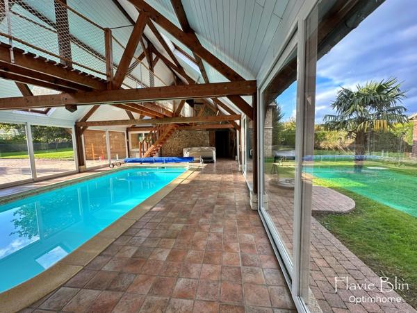 Propriété 7 pièces - piscine intérieure - LA BOISSIERE (27)