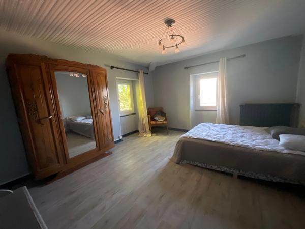 Propriété agricole avec maison de maître, corps de ferme et dépendances – 3,4 ha – Campagne