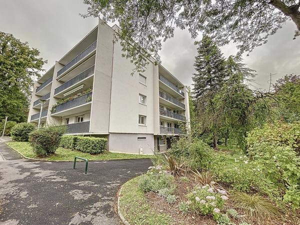 Location appartement Yerres - 1 pièce(s) - 21 m² - 660 €/mois