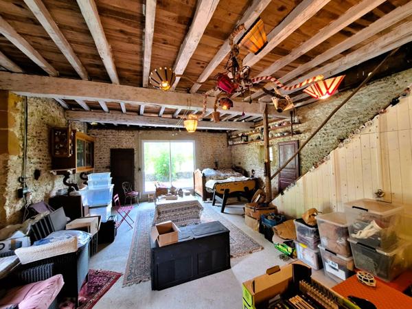 À VENDRE – Maison de Maître de Caractère (1832), 219 m² habitables – Parc arboré de 7 323 m² avec piscine, dépendance, et prestations de charme