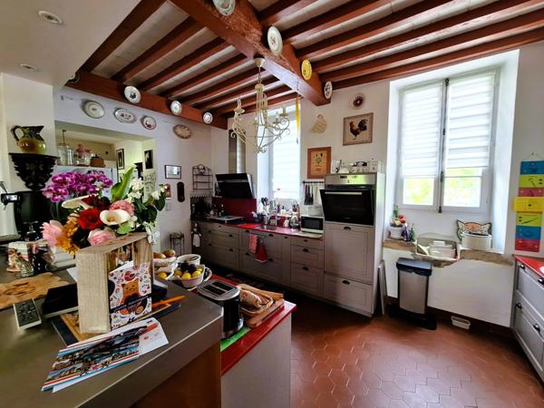 À VENDRE – Maison de Maître de Caractère (1832), 219 m² habitables – Parc arboré de 7 323 m² avec piscine, dépendance, et prestations de charme