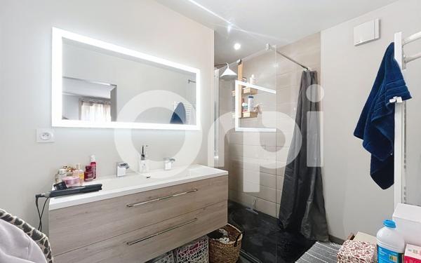 Maison à vendre    4 pièces • 92,82 m2 Saint-Pantaléon-de-Larche