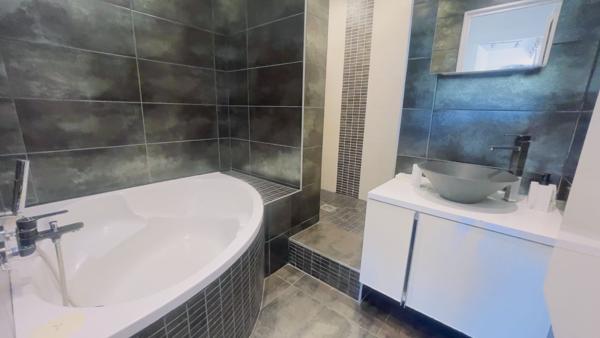 LOCATION VIDE / CANNES - CROIS DES GARDES