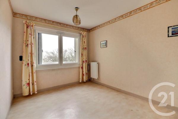 Appartement F4 à vendre  4 pièces - 82,25 m2 TREMBLAY EN FRANCE - 93