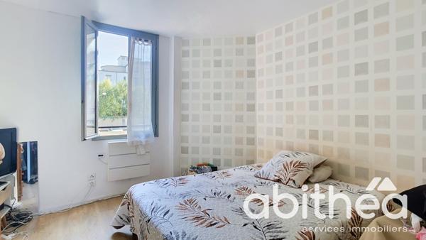 Appartement 3 pièces 64 m2+ Studio 13 m2
