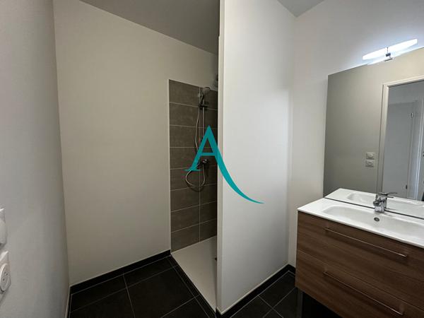 L'Adresse vous présente ce beau 3 pièces au GRAND HAMEAU