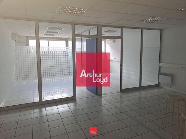 Bureaux à louer Grenoble accès parking sécurisé et surfaces modulables