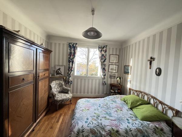 Maison à vendre |  Saint-Cyr-l'École |  9 pièces | 190 m²