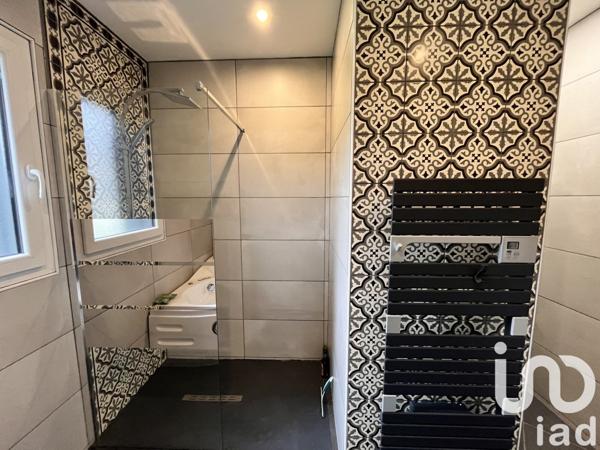 Pavillon 5 pièces de 150 m² à Bourbon-Lancy (71140)