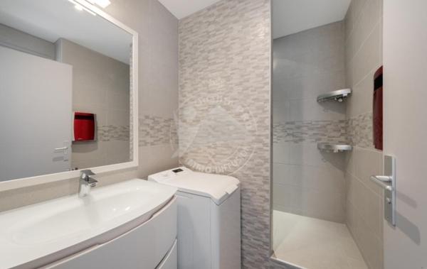 Vente Studio Cabine Vue Latérale Mer rénové(e) Le grau-du-roi   