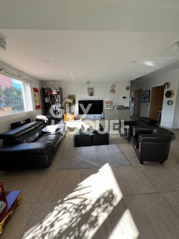 EXCLUSIVITE : Maison de 225m² à vendre à Saint Laurent de la Salanque (66250)