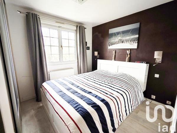 Maison 8 pièces de 180 m² à Vezin-le-Coquet (35132)