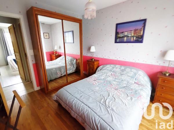 Maison 8 pièces de 180 m² à Vezin-le-Coquet (35132)