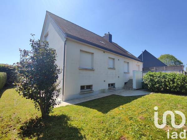 Maison 8 pièces de 180 m² à Vezin-le-Coquet (35132)