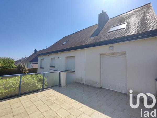 Maison 8 pièces de 180 m² à Vezin-le-Coquet (35132)