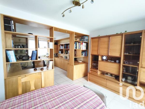 Maison 8 pièces de 180 m² à Vezin-le-Coquet (35132)