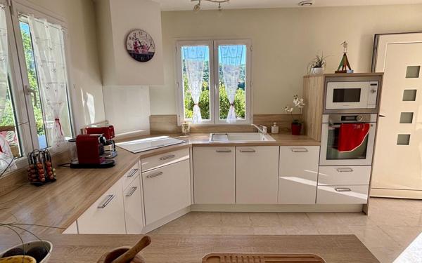 Maison à vendre    5 pièces • 105 m2 Carnoules