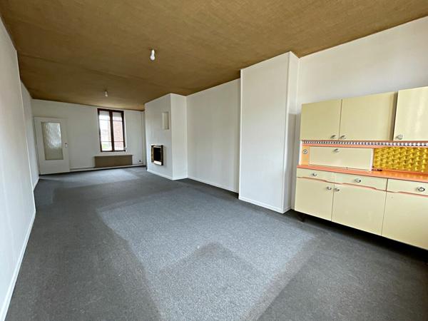 Immeuble à vendre    4 pièces • 195 m2 Béthune