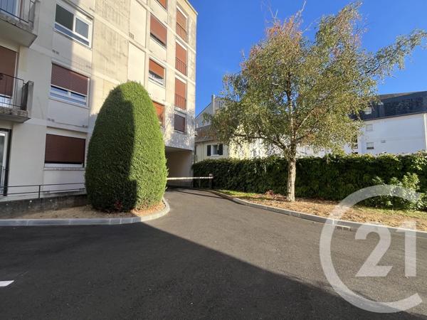 Appartement F3 à vendre  3 pièces - 54,85 m 2   CHATELLERAULT  - 86