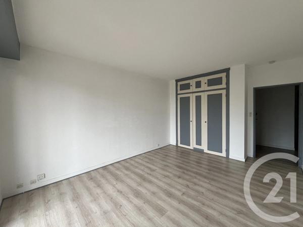 Appartement F3 à vendre  3 pièces - 54,85 m 2   CHATELLERAULT  - 86