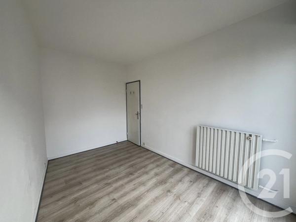 Appartement F3 à vendre  3 pièces - 54,85 m 2   CHATELLERAULT  - 86