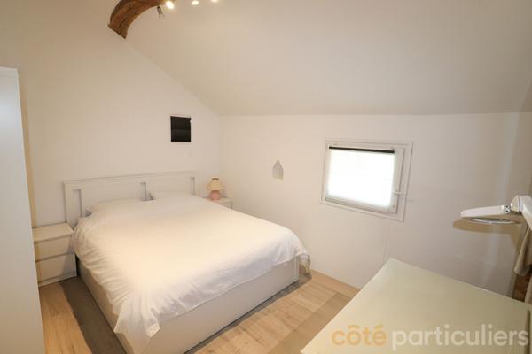 Vente
                Maison183 m² - 8 Pièces -
                    SAINT DENIS EN VAL (45560)