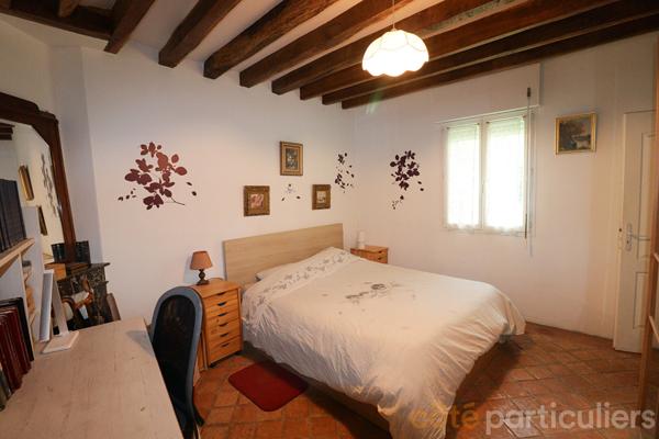 Vente
                Maison183 m² - 8 Pièces -
                    SAINT DENIS EN VAL (45560)