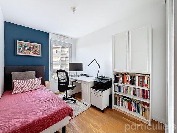 Vente
                Appartement77,57 m² - 4 Pièces -
                    ISSY LES MOULINEAUX (92130)