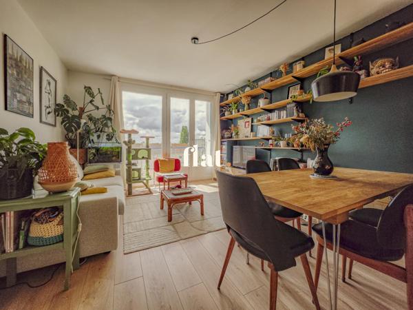 Appartement
                                                                                                                                                                                                                                                                                                                        3 pièce(s)                                                                                                                                                                                                          2 chambre(s)                                                                                                                                                                                                          58.53  m²